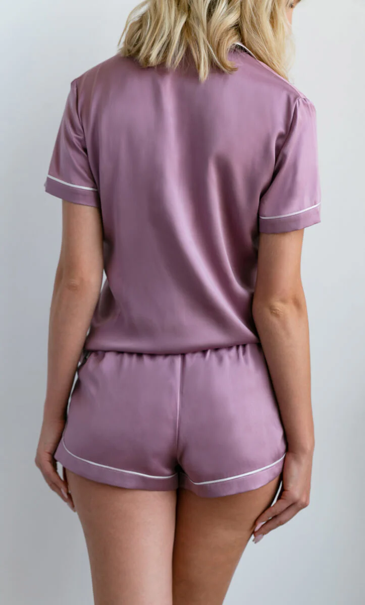 Amore Silk Pajamas Set - Image 22